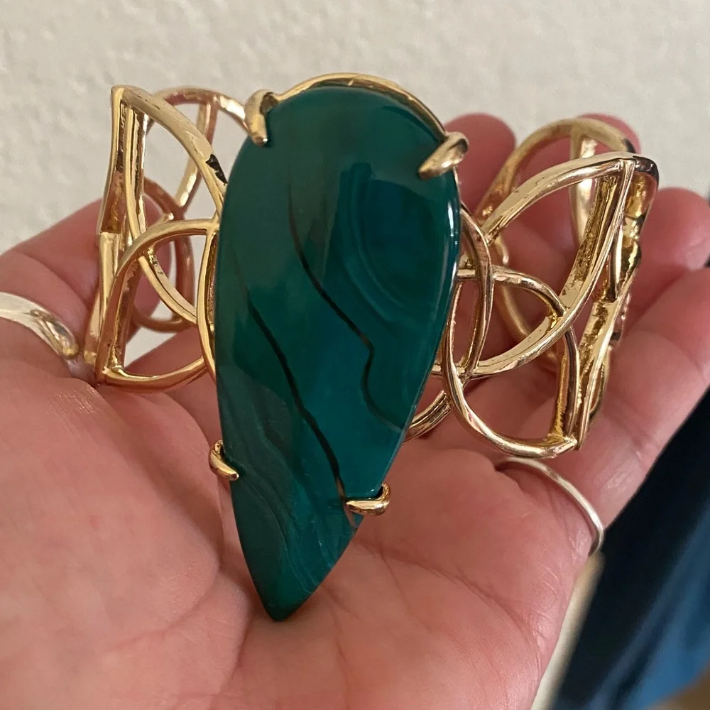 Kendra Scott Cuff - Picture 2 of 2